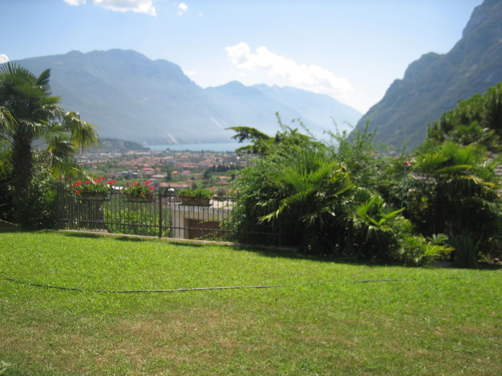 Villa Arzilla Riva del Garda Exterior photo
